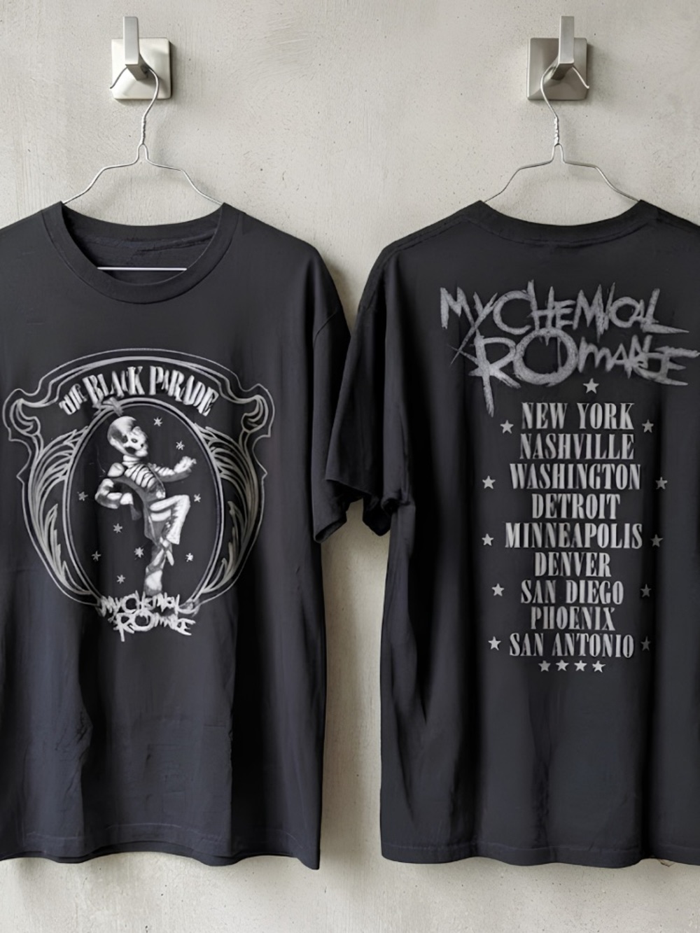 My Chemical Romance The Black Parade Tour Cities Skeleton Vintage Charcoal T-Shi